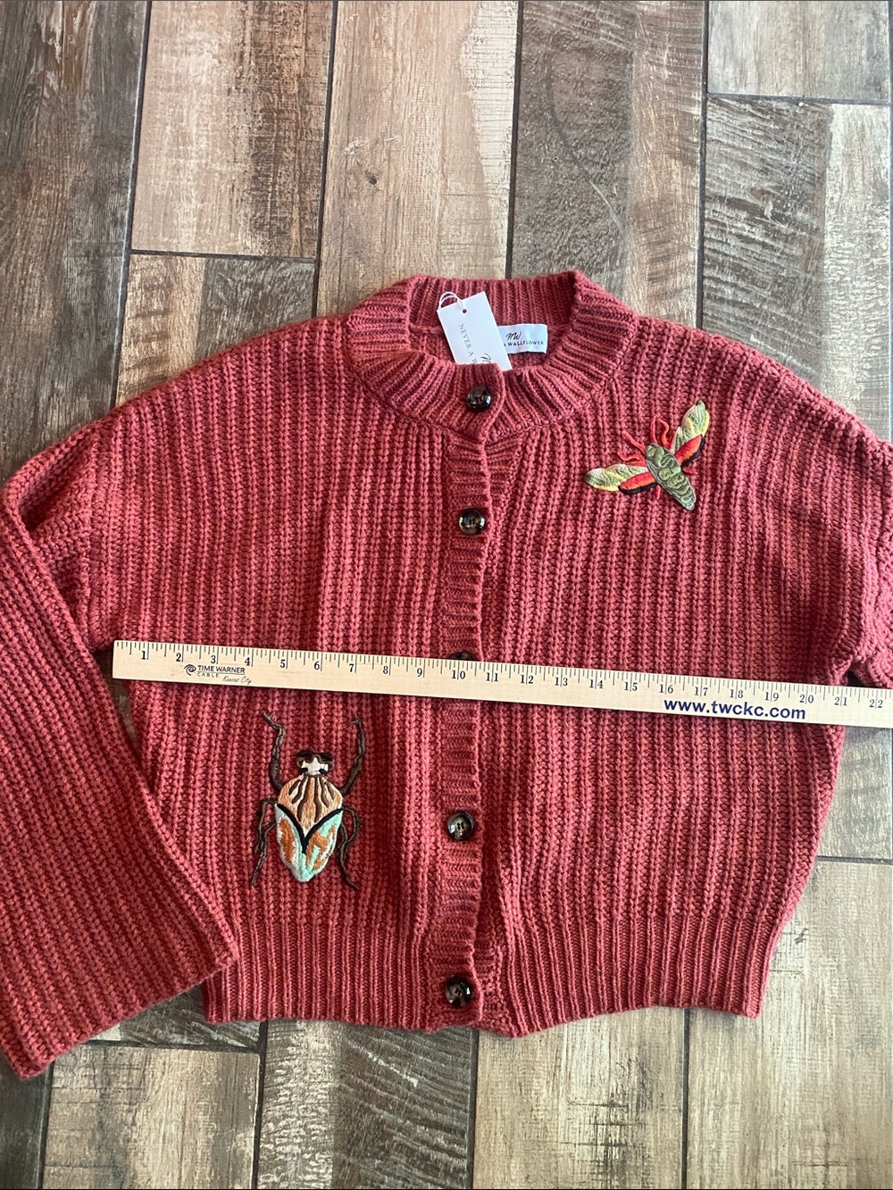 Never a wallflower Women’s rust Red Embroidered Button-Front Sweater 🆕 - Picture 7 of 11